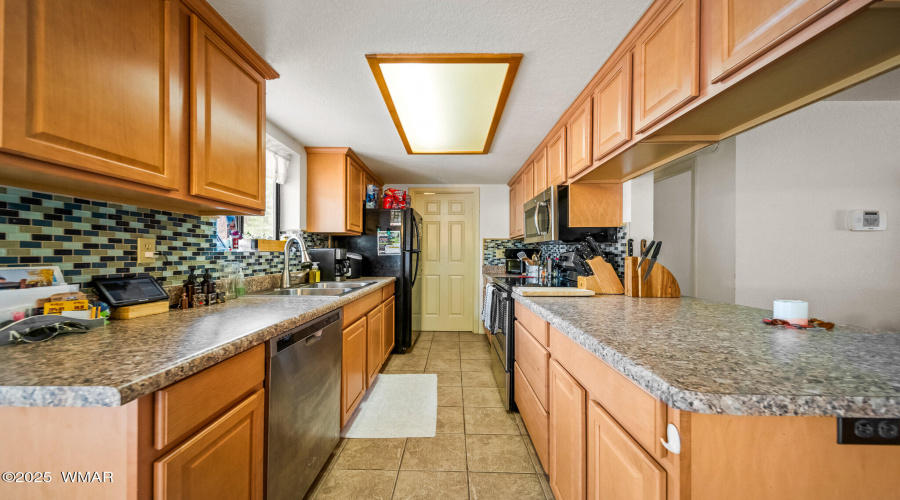 Kitchen and Counter-tops