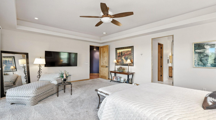 50-web-or-mls-Indian Paintbrush - Luxury