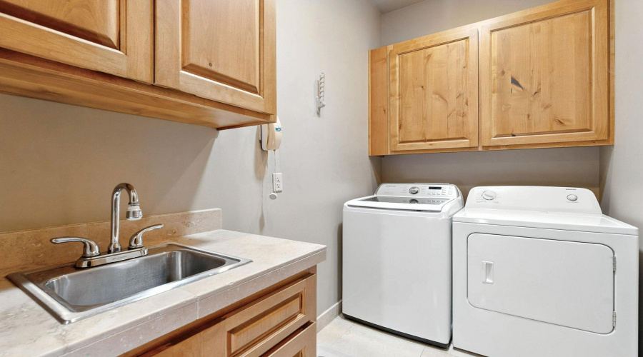 41-web-or-mls-Indian Paintbrush - Luxury