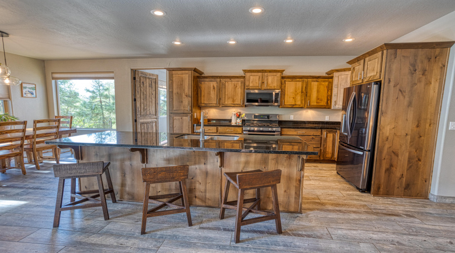 Kitchen 1