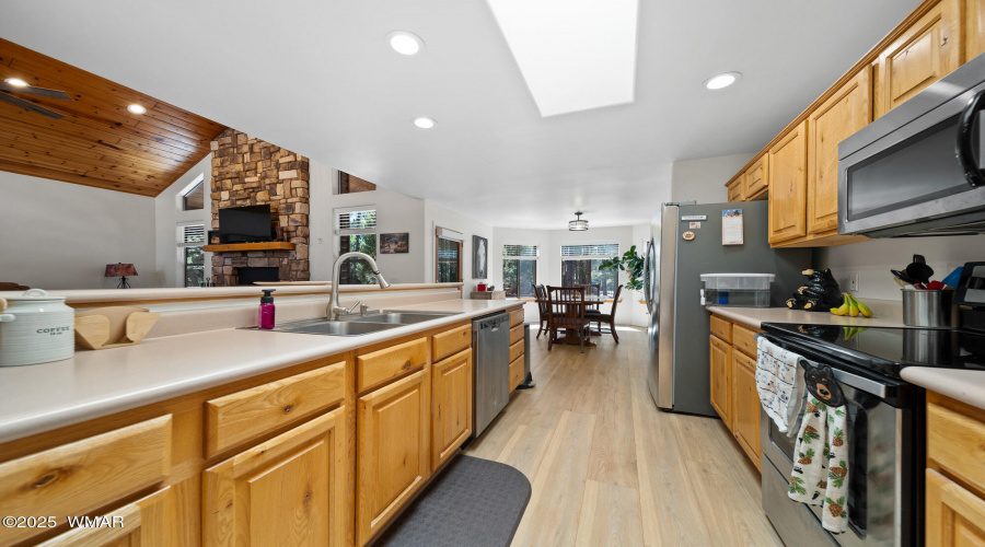Plenty of Cabinets