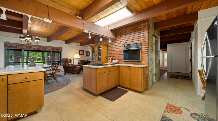 7456 Geronimo Road, Pinetop, AZ 85935