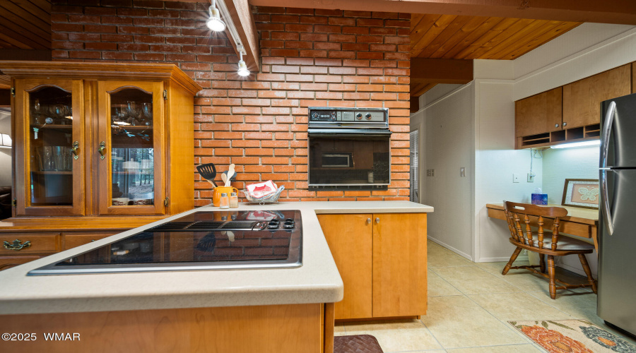 7456 Geronimo Road, Pinetop, AZ 85935