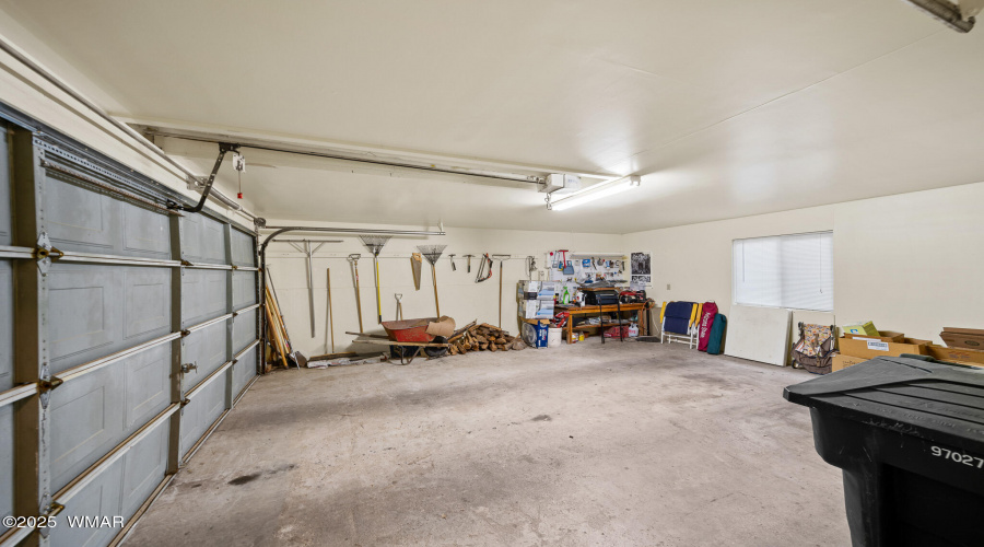 7456 Geronimo Road, Pinetop, AZ 85935