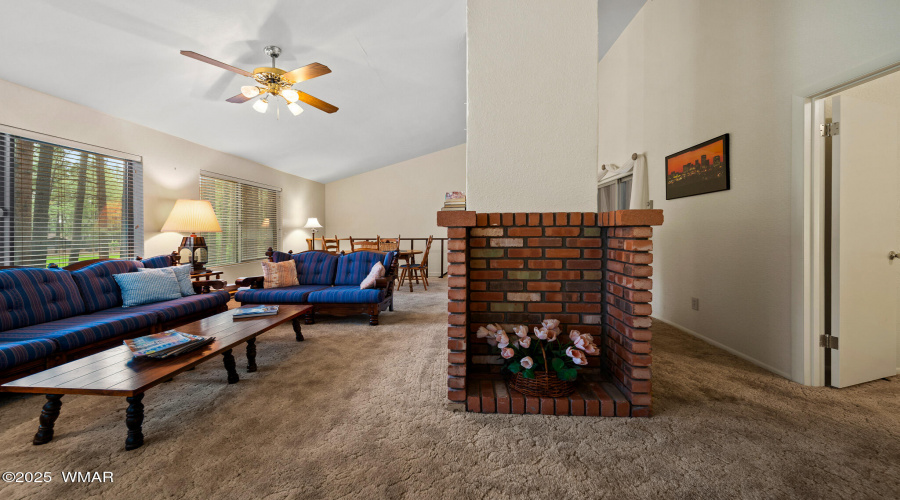 7456 Geronimo Road, Pinetop, AZ 85935