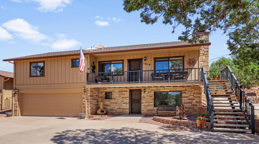 1610 W Mesa Drive