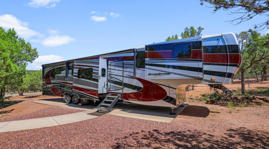 RV Parking Pad with Hook-ups
