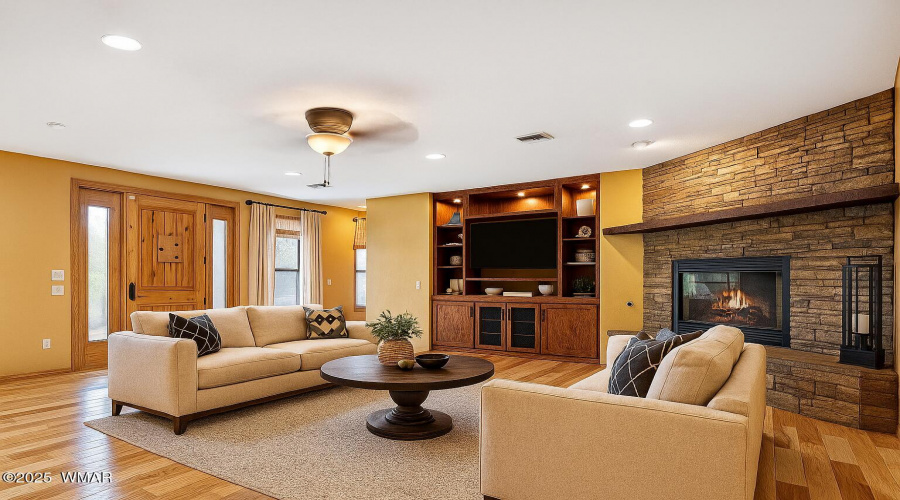 Living Rm