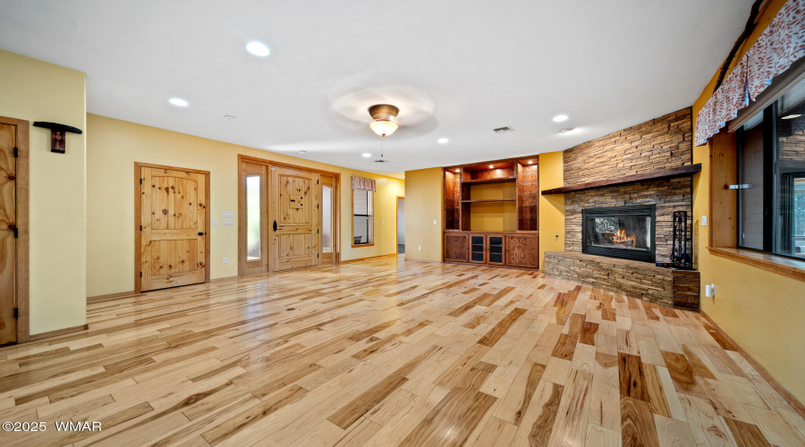 Living Rm