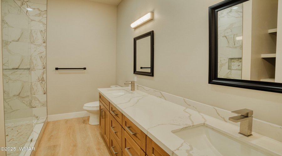 Luxurious Master Bath
