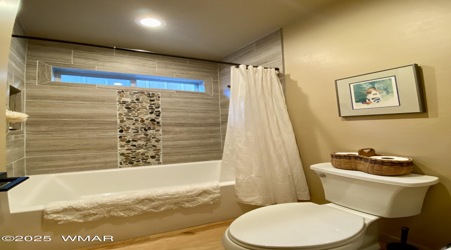 Tile Surround