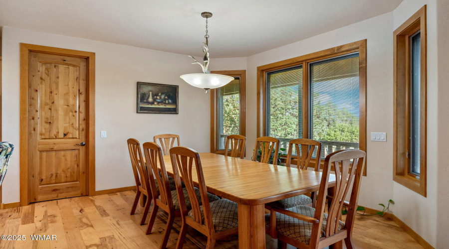 2787AirParkDr-Overgaard-AZ-11