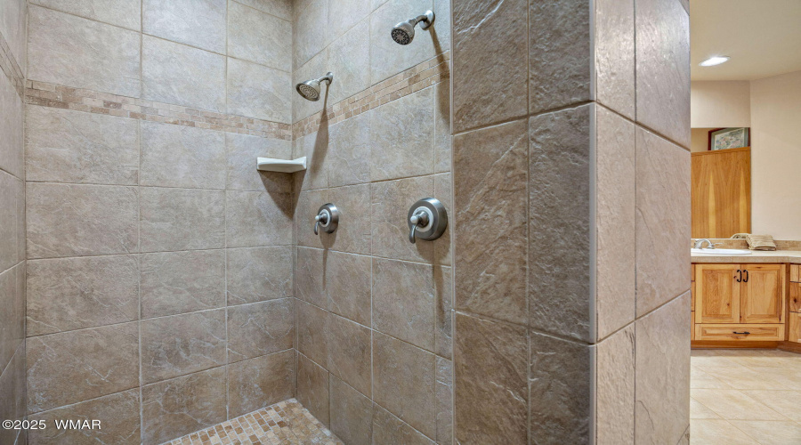 2787AirParkDr-Overgaard-AZ-21