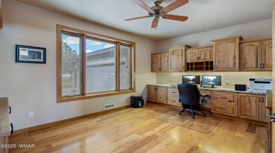 2787AirParkDr-Overgaard-AZ-22