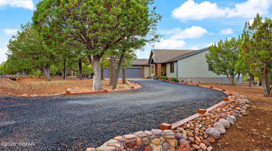 2787AirParkDr-Overgaard-AZ-2