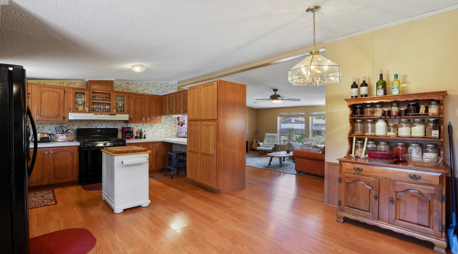 Kitchen (2)