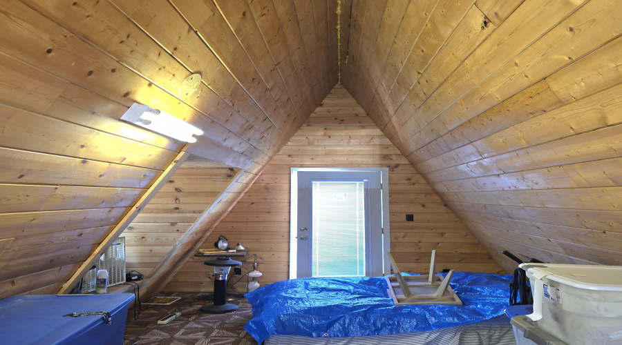 Loft W End