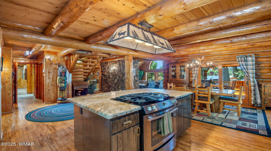 Stove/Oven in Island