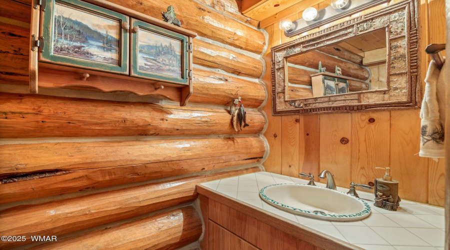Powder room