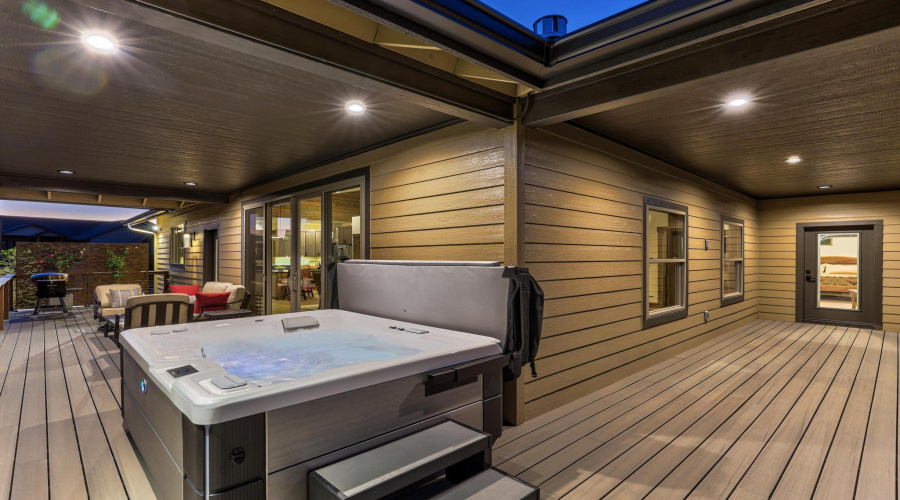 Hot Tub