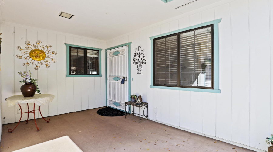porch 1E0A0453