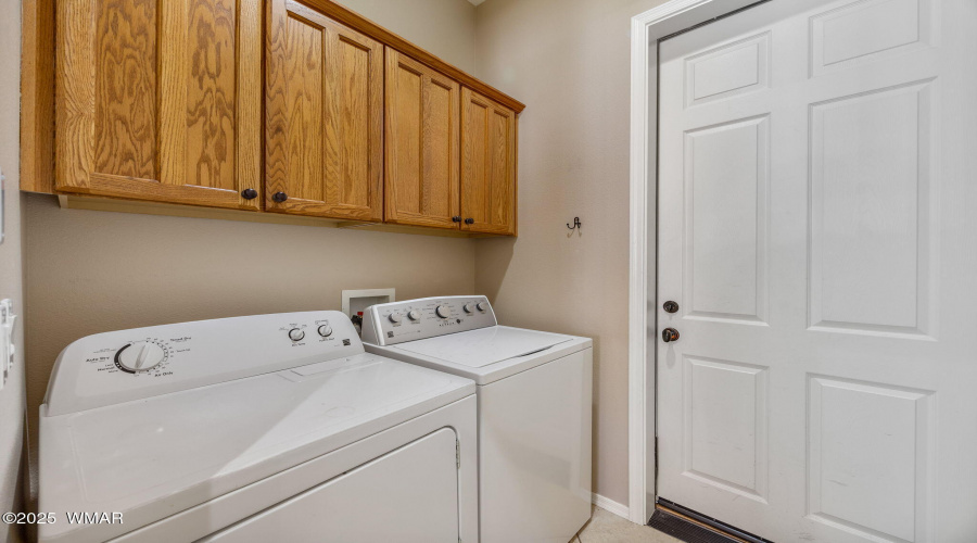 1058EAdamsSt-Snowflake-AZ-25