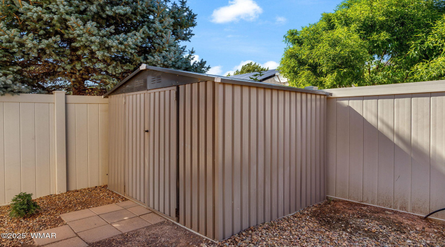 1058EAdamsSt-Snowflake-AZ-31
