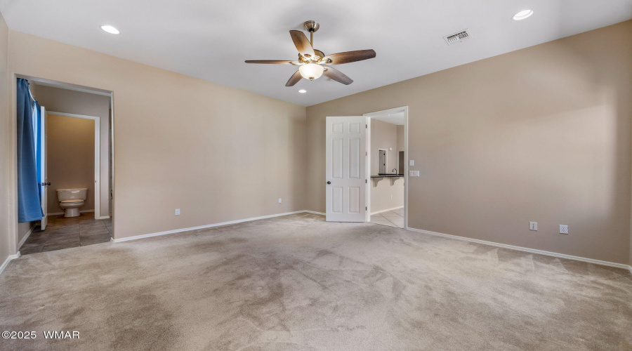 1058EAdamsSt-Snowflake-AZ-15