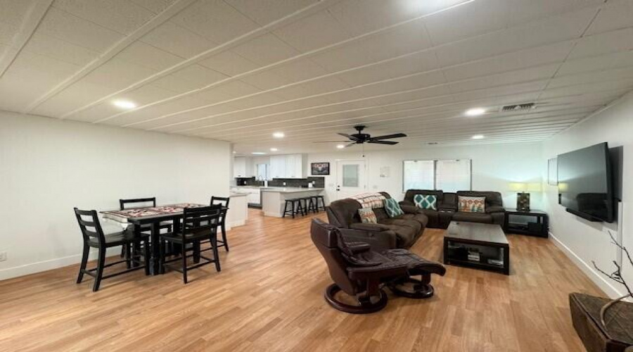 FR and dining area