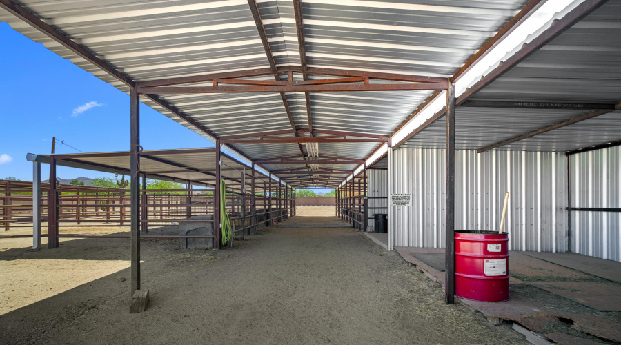 11 Stalls