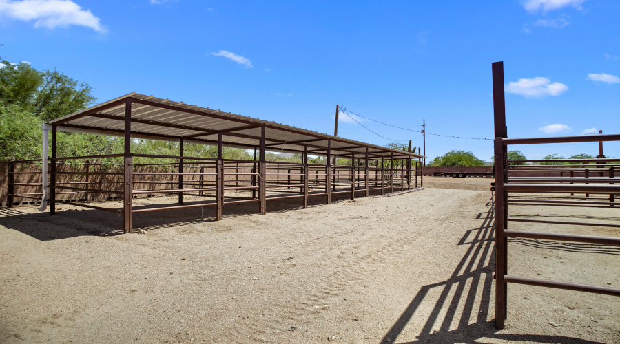 6 Stalls