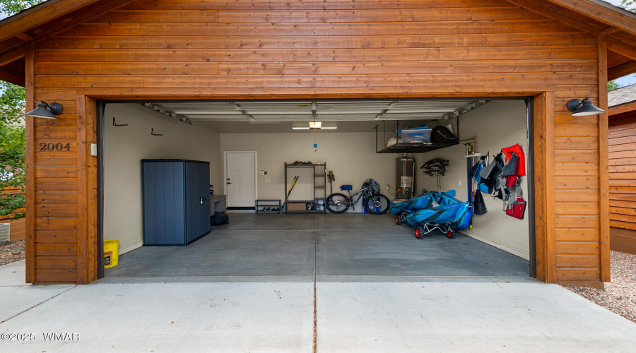 2004 N Lake Breeze Road, Lakeside