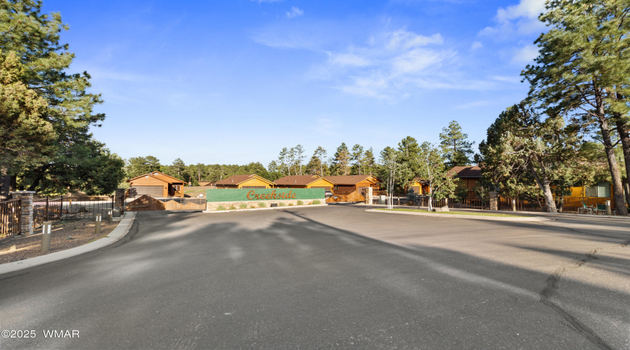 2004 N Lake Breeze Road, Lakeside