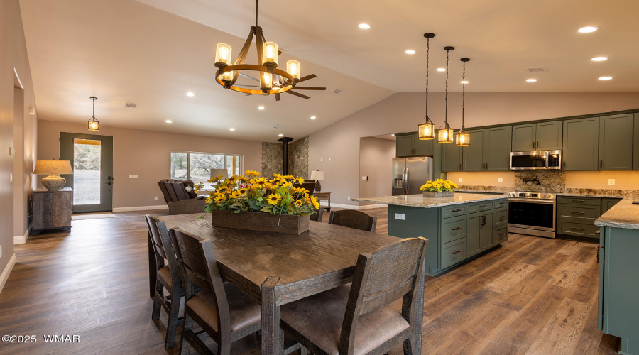 Dining Area/Kitchen