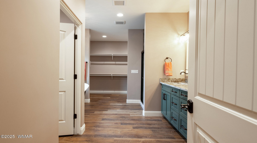 Primary En Suite