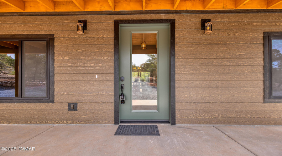 Low maintenance siding