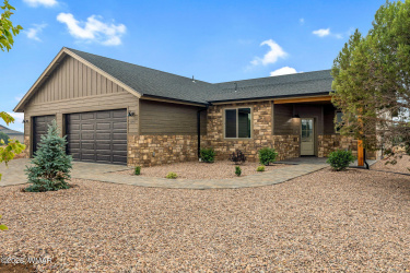 1041 S Ridgecreek Drive Show Low AZ