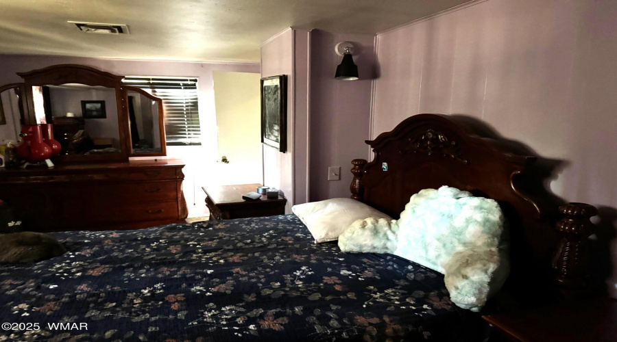 Primary bdrm