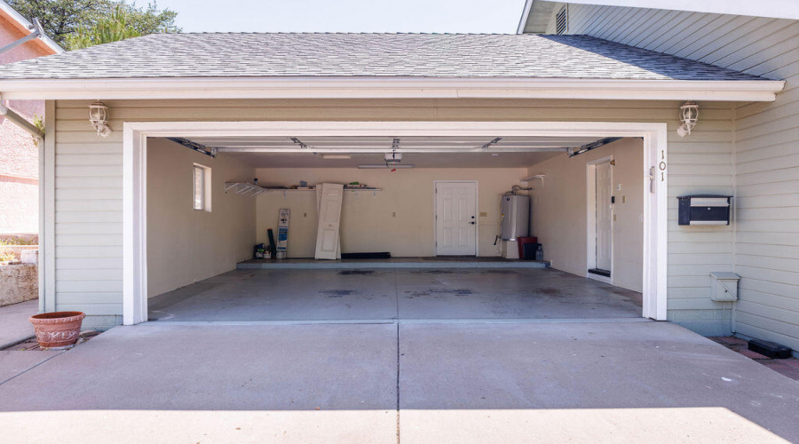 2 car garage