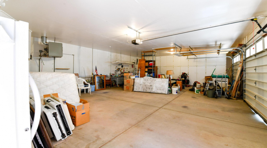 Oversized garage
