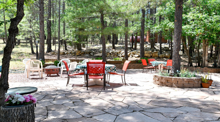 Back outside entertaining area