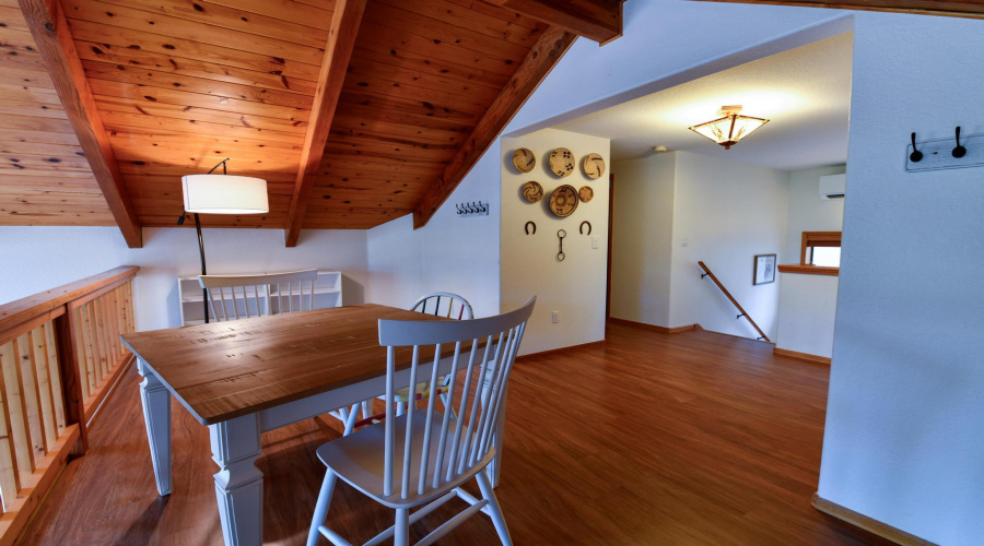 G upstairs bed and bath (5)