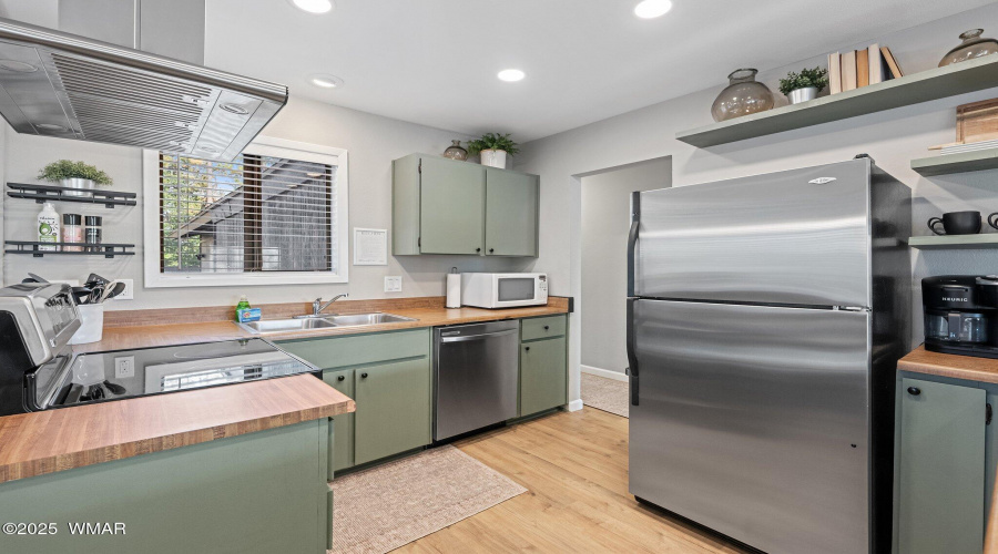 Cozy Kitchen with everything you need!