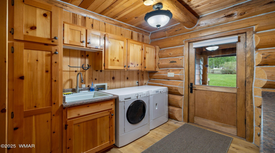51MainSt-Greer-AZ-47