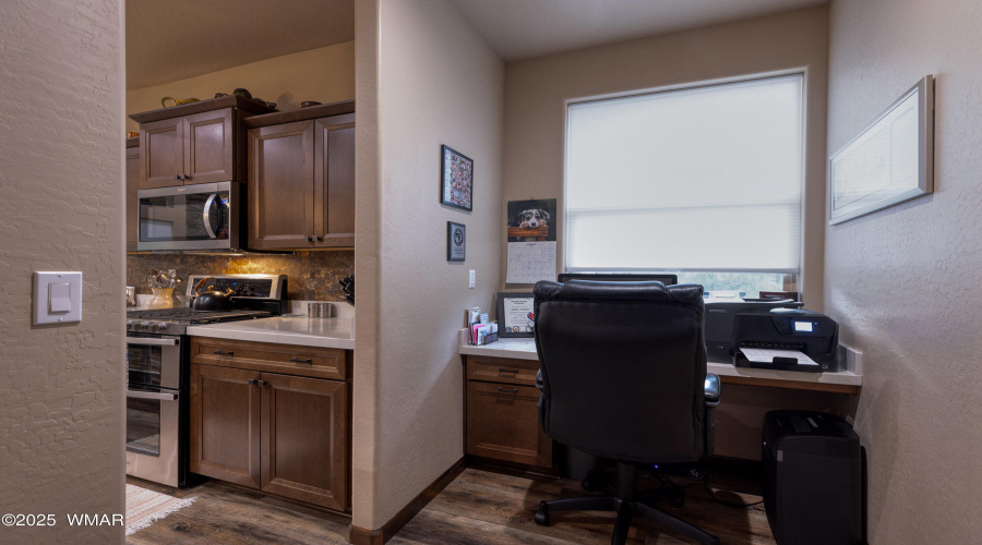 Coffee bar or desk
