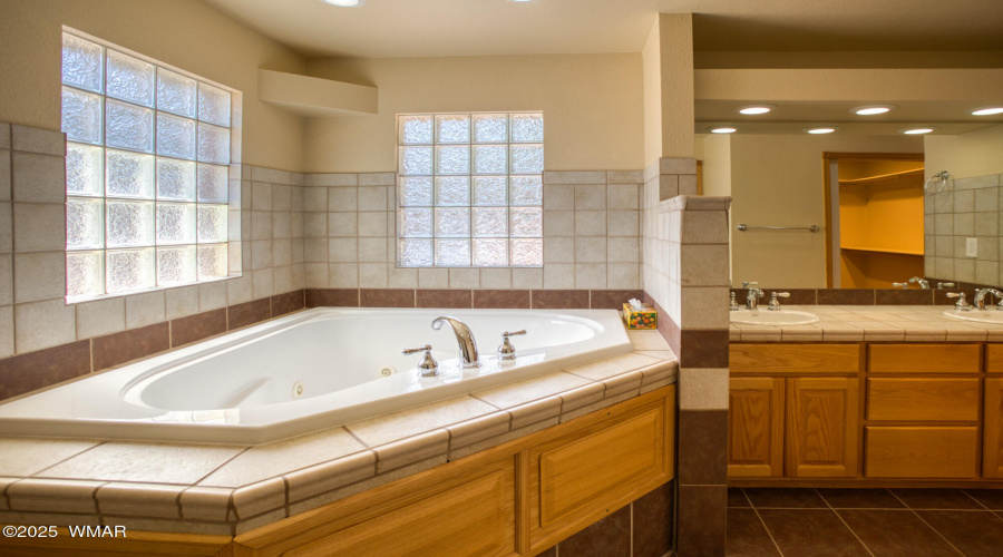 Primary Tub