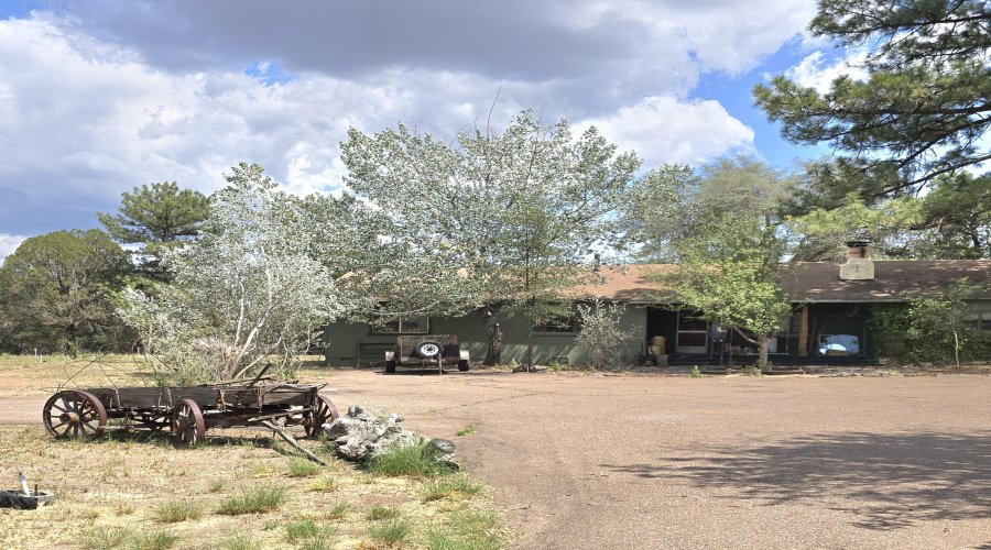 Adobe & Wood Frame Home over 2900 sf