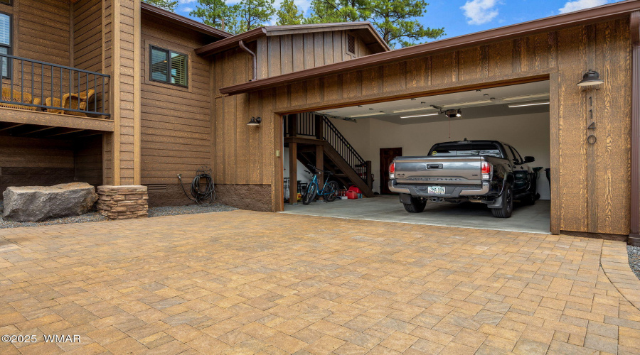 2 Car Garage