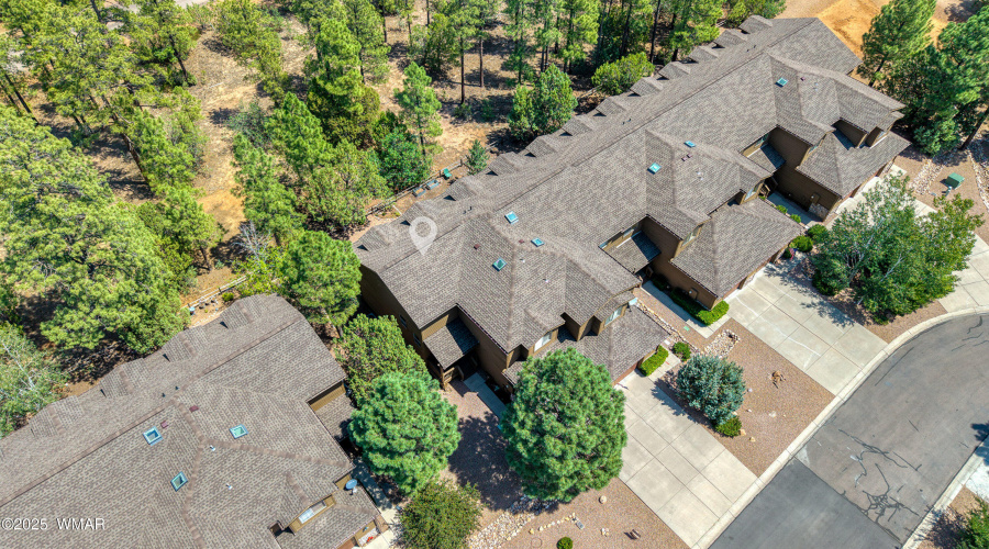 Your new White mountain escape!