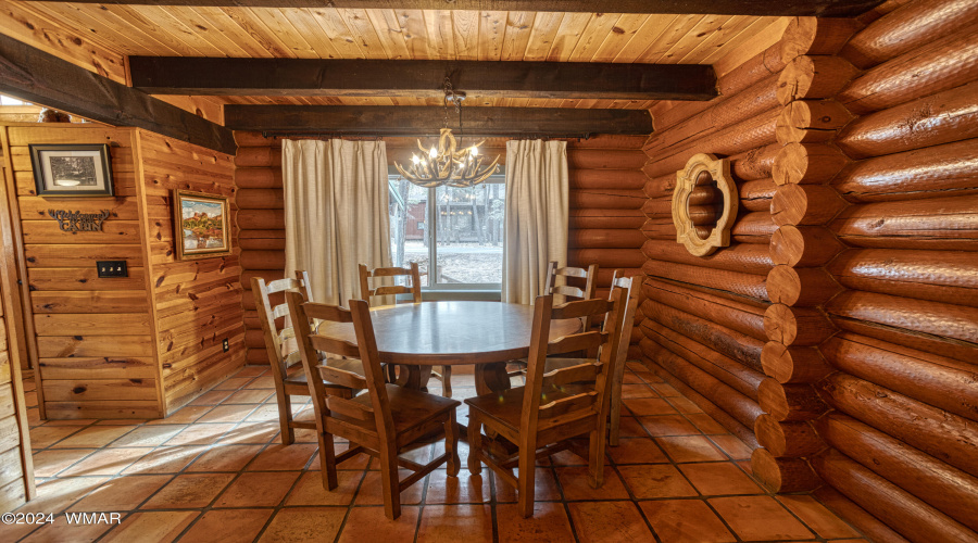 Spacious Dining